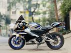 Yamaha R15 M . 2022