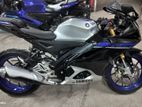 Yamaha R15 M INDO carbon fresh 2025