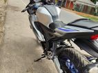 Yamaha R15 M . 2023