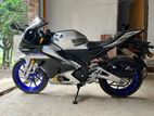 Yamaha R15 M . 2023