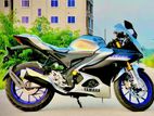 Yamaha R15 M . 2022