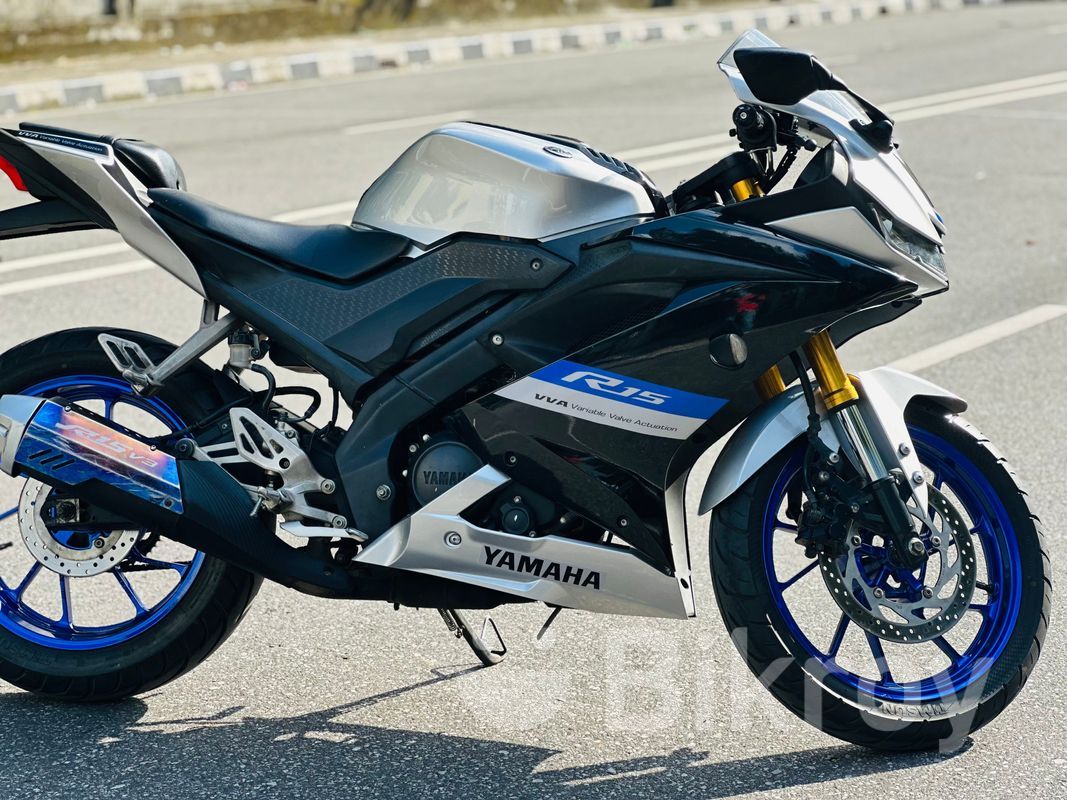 Giá Xe Yamaha R15 V3 2021 Special Edition R15 Price In India 2021