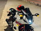 Yamaha R15 . 2022