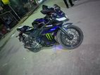 Yamaha R15 . 2020