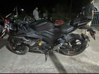Yamaha R15 . 2025