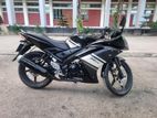 Yamaha R15 . 2010