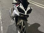 Yamaha R15 v1 2011