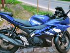 Yamaha R15 V2 ' 2011