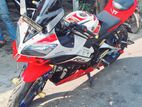 Yamaha R15 V2 2015