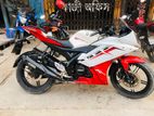 Yamaha R15 V2 2015