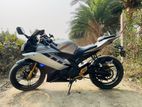 Yamaha R15 V2 2016