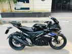 Yamaha R15 V2 DD FI (10Y REGI) 2011