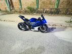 Yamaha R15 V2 FI 2012