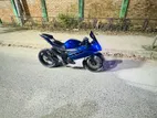 Yamaha R15 V2 FI 2012