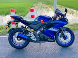 Yamaha R15 V3. 2021