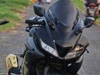 Yamaha R15 . 2022