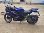 Yamaha R15 v3 2022