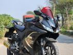 Yamaha R15 v3 2023