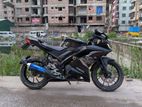Yamaha R15 . 2022