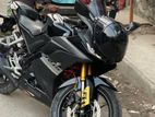 Yamaha R15 . 2021