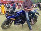 Yamaha R15 V3 Monster Edition . 2020