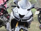 Yamaha R15 V3 Silver Colour 2021