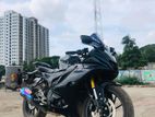 Yamaha R15 v4 2022