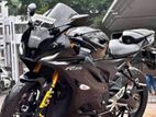 Yamaha R15 V4 . 2022