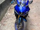 Yamaha R15 V4 2022
