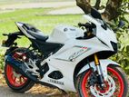 Yamaha R15 V4 . 2024