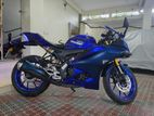 Yamaha R15 v4 2024