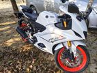 Yamaha R15 V4 2024