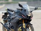 Yamaha R15 V4 . 2023