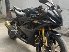 Yamaha R15 . 2022