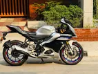 Yamaha R15 . 2023