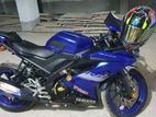 Yamaha YZF R15 V3 2021