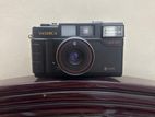 YASHICA (DX) old model camera antic