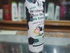 YC Whitening Face Wash Milk Extract – 100ml (Thailand)