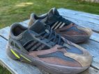 Yeezy Boost 700 - Muave (Men US 11)